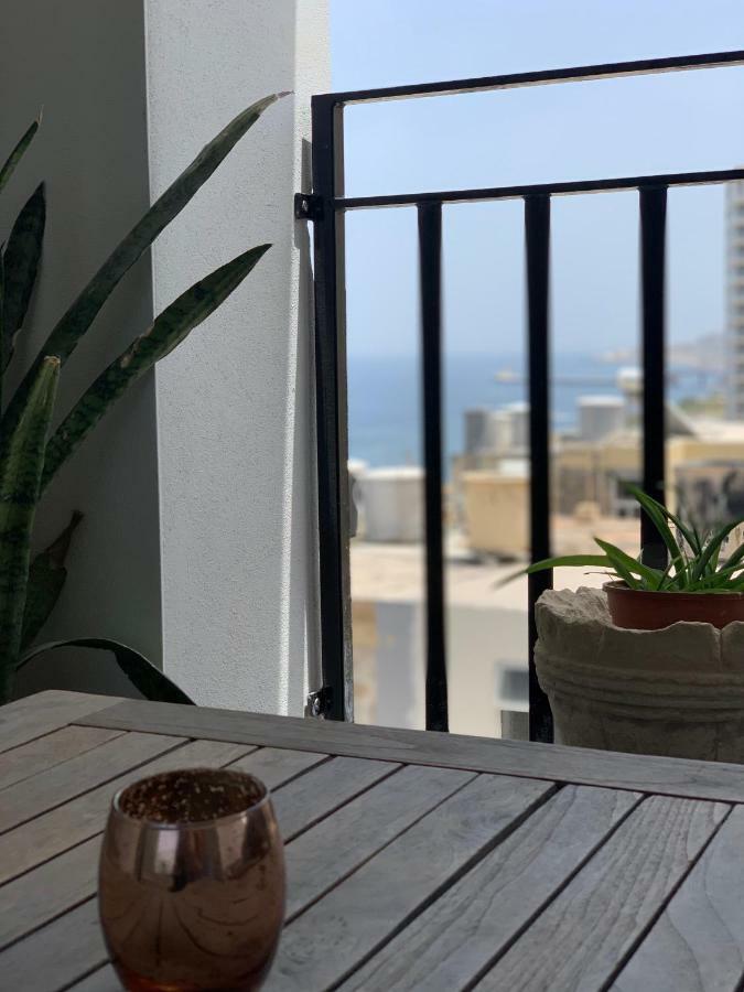 Spacious Seaview Sliema Apt, Steps From Valletta Ferry Exterior foto